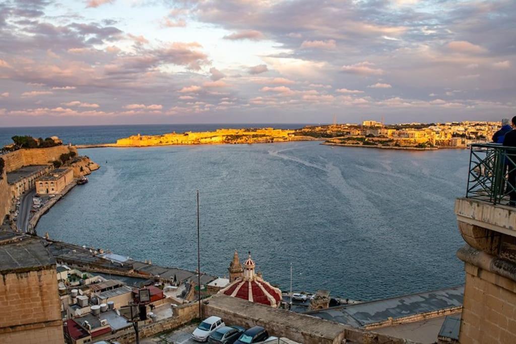 The View Penthouse Apartment Cospicua Exterior photo